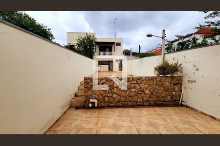Casa à venda com 250m², 3 quartos e 4 vagasQuintal