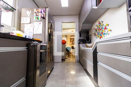 Apartamento à venda com 130m², 3 quartos e 2 vagasCozinha