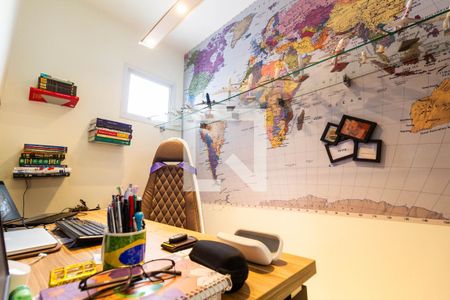 Apartamento à venda com 130m², 3 quartos e 2 vagasEscritório