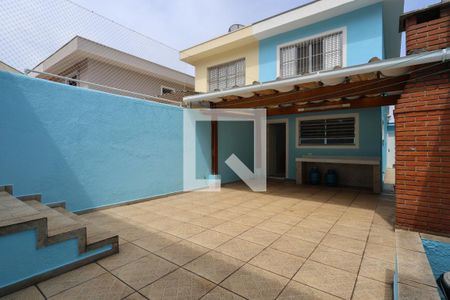 Casa à venda com 164m², 3 quartos e 3 vagasQuintal/Área de lazer