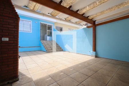 Casa à venda com 164m², 3 quartos e 3 vagasQuintal/Área de lazer