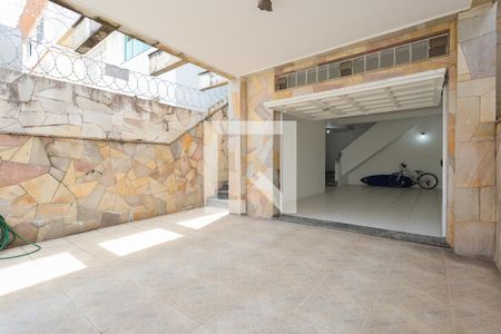 Casa à venda com 164m², 3 quartos e 3 vagasGaragem