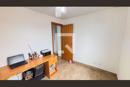 Casa à venda com 167m², 3 quartos e 2 vagasQuarto 2