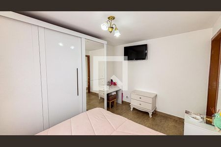 Casa à venda com 167m², 3 quartos e 2 vagasQuarto 1