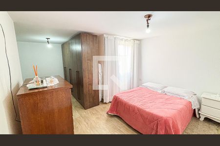 Casa à venda com 167m², 3 quartos e 2 vagasSuite