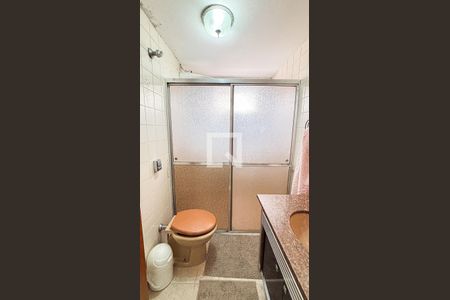 Casa à venda com 167m², 3 quartos e 2 vagasBanheiro