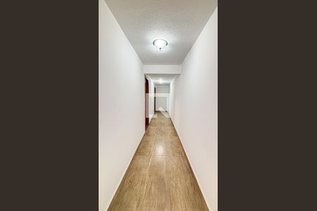 Casa à venda com 167m², 3 quartos e 2 vagasCorredor