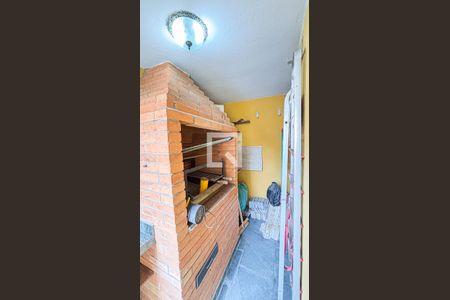 Casa à venda com 167m², 3 quartos e 2 vagasQuintal - Churrasqueira