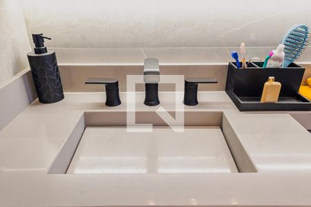 Banheiro de apartamento para alugar com 1 quarto, 31m² em Pinheiros, São Paulo