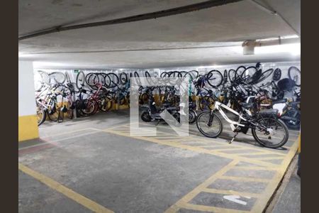 Apartamento à venda com 84m², 2 quartos e 1 vaga