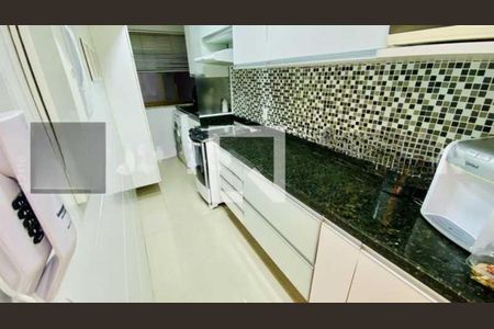 Apartamento à venda com 82m², 2 quartos e 1 vaga