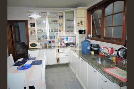 Casa de Condomínio à venda com 5 quartos, 121m² em Taquara, Rio de Janeiro