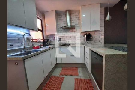 Casa de Condomínio à venda com 3 quartos, 243m² em Taquara, Rio de Janeiro