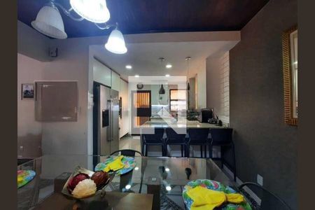 Casa de Condomínio à venda com 3 quartos, 243m² em Taquara, Rio de Janeiro