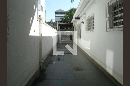 Casa à venda com 347m², 3 quartos e 4 vagas