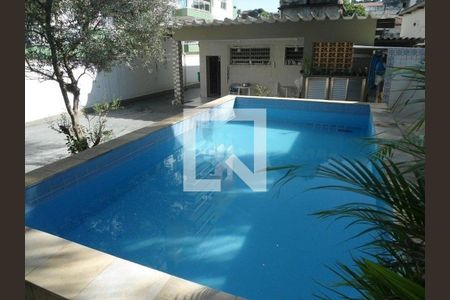 Casa à venda com 347m², 3 quartos e 4 vagas