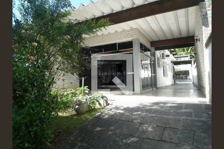 Casa à venda com 347m², 3 quartos e 4 vagas