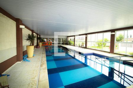 Apartamento à venda com 75m², 3 quartos e 1 vagaÁrea comum - Piscina