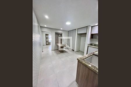 Casa à venda com 3 quartos, 160m² em Vila Bela Vista, Santo André