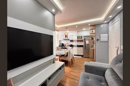 Sala de apartamento à venda com 2 quartos, 45m² em Parque Oratório, Santo André