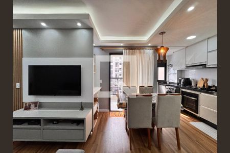 Sala de apartamento à venda com 2 quartos, 45m² em Parque Oratório, Santo André