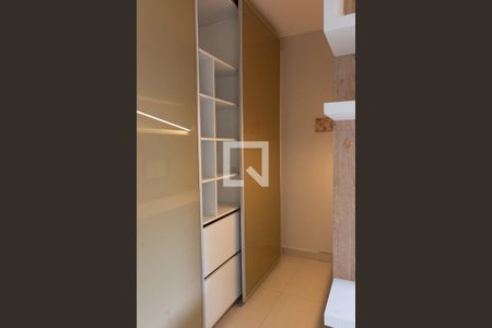 Casa de condomínio para alugar com 402m², 4 quartos e 3 vagasESCRITÓRIO