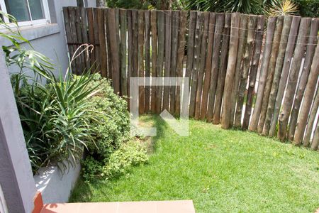 Casa de condomínio para alugar com 402m², 4 quartos e 3 vagasÁREA DE SERVIÇO