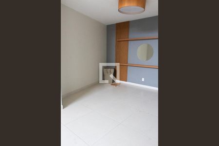 Casa de condomínio para alugar com 402m², 4 quartos e 3 vagasSALA DE TV