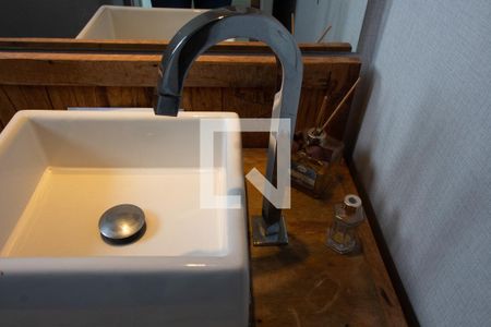 Casa de condomínio para alugar com 402m², 4 quartos e 3 vagasLAVABO