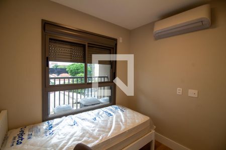 Quarto 1 de apartamento para alugar com 2 quartos, 76m² em Jardim das Acácias, São Paulo