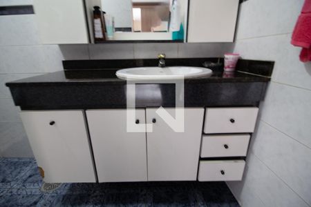 Casa à venda com 195m², 3 quartos e 1 vaga Casa à venda com 195m², 3 quartos e 1 vagaBanheiro da Suíte