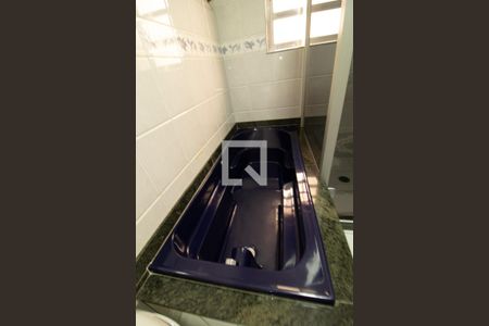 Casa à venda com 195m², 3 quartos e 1 vaga Casa à venda com 195m², 3 quartos e 1 vagaBanheiro 2