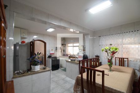 Casa à venda com 195m², 3 quartos e 1 vaga Casa à venda com 195m², 3 quartos e 1 vagaCopa e Cozinha