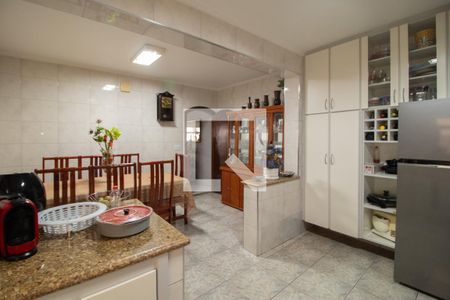Casa à venda com 195m², 3 quartos e 1 vaga Casa à venda com 195m², 3 quartos e 1 vagaCopa e Cozinha