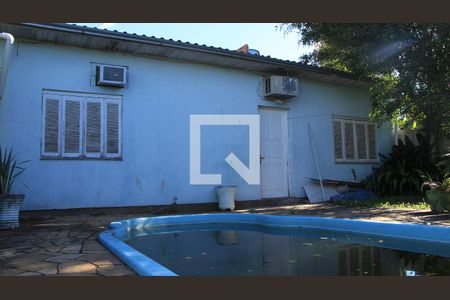 Casa à venda com 300m², 4 quartos e 2 vagasPiscina