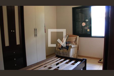 Casa à venda com 300m², 4 quartos e 2 vagasQuarto 2