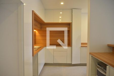 Apartamento à venda com 140m², 2 quartos e 2 vagasCozinha