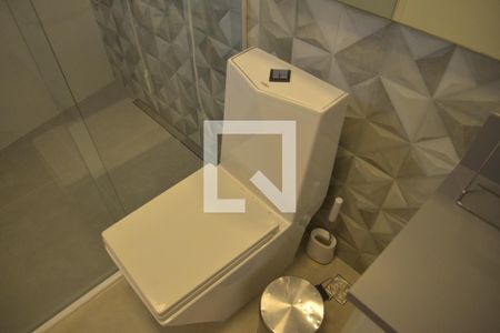 Apartamento à venda com 140m², 2 quartos e 2 vagasBanheiro da Suíte