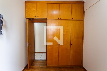 Apartamento para alugar com 62m², 2 quartos e 2 vagas Apartamento para alugar com 62m², 2 quartos e 2 vagasArmário do Quarto 2