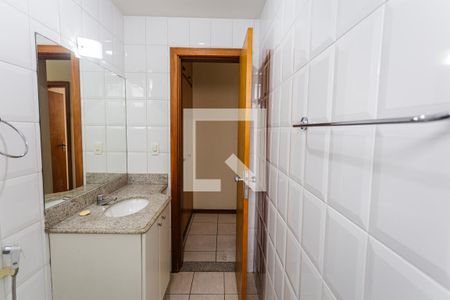 Apartamento para alugar com 62m², 2 quartos e 2 vagas Apartamento para alugar com 62m², 2 quartos e 2 vagasBanheiro Social