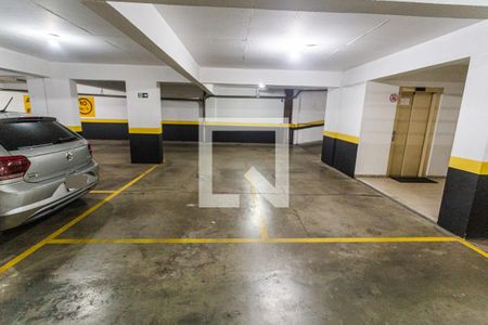 Garagem de apartamento para alugar com 2 quartos, 62m² em Funcionários, Belo Horizonte