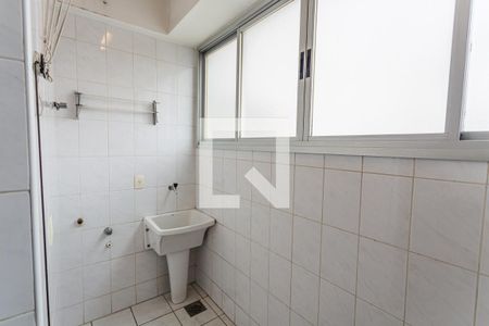 Área de Serviço de apartamento para alugar com 2 quartos, 62m² em Funcionários, Belo Horizonte