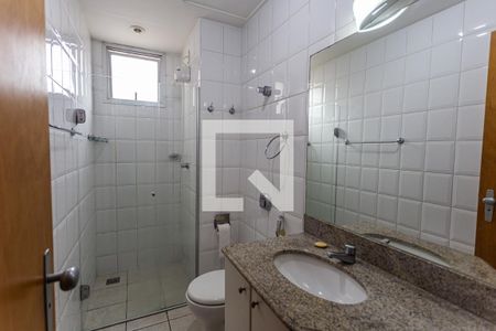Banheiro Social de apartamento para alugar com 2 quartos, 62m² em Funcionários, Belo Horizonte