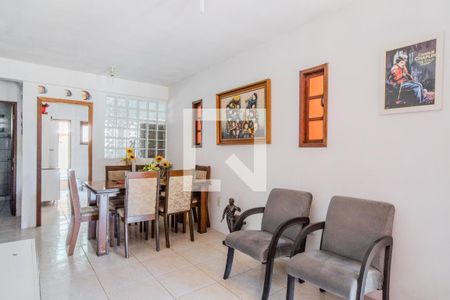 Sala de casa à venda com 2 quartos, 125m² em Hípica, Porto Alegre