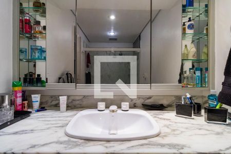 Casa para alugar com 600m², 5 quartos e 6 vagasBanheiro