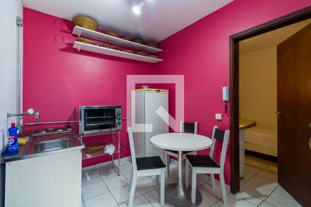 Casa para alugar com 600m², 5 quartos e 6 vagasEdícula Sala