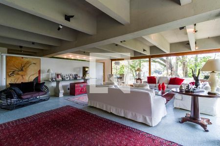 Sala de casa para alugar com 5 quartos, 600m² em Jardim Viana, São Paulo