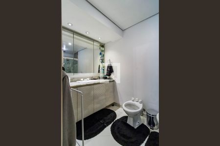 Casa para alugar com 600m², 5 quartos e 6 vagasBanheiro