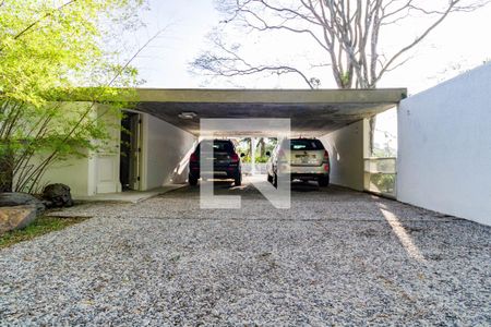 Casa para alugar com 600m², 5 quartos e 6 vagasGaragem