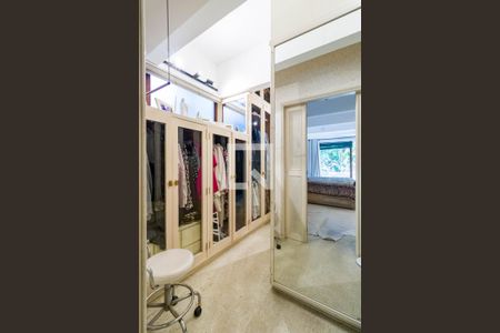 Casa para alugar com 600m², 5 quartos e 6 vagasSuite 1
